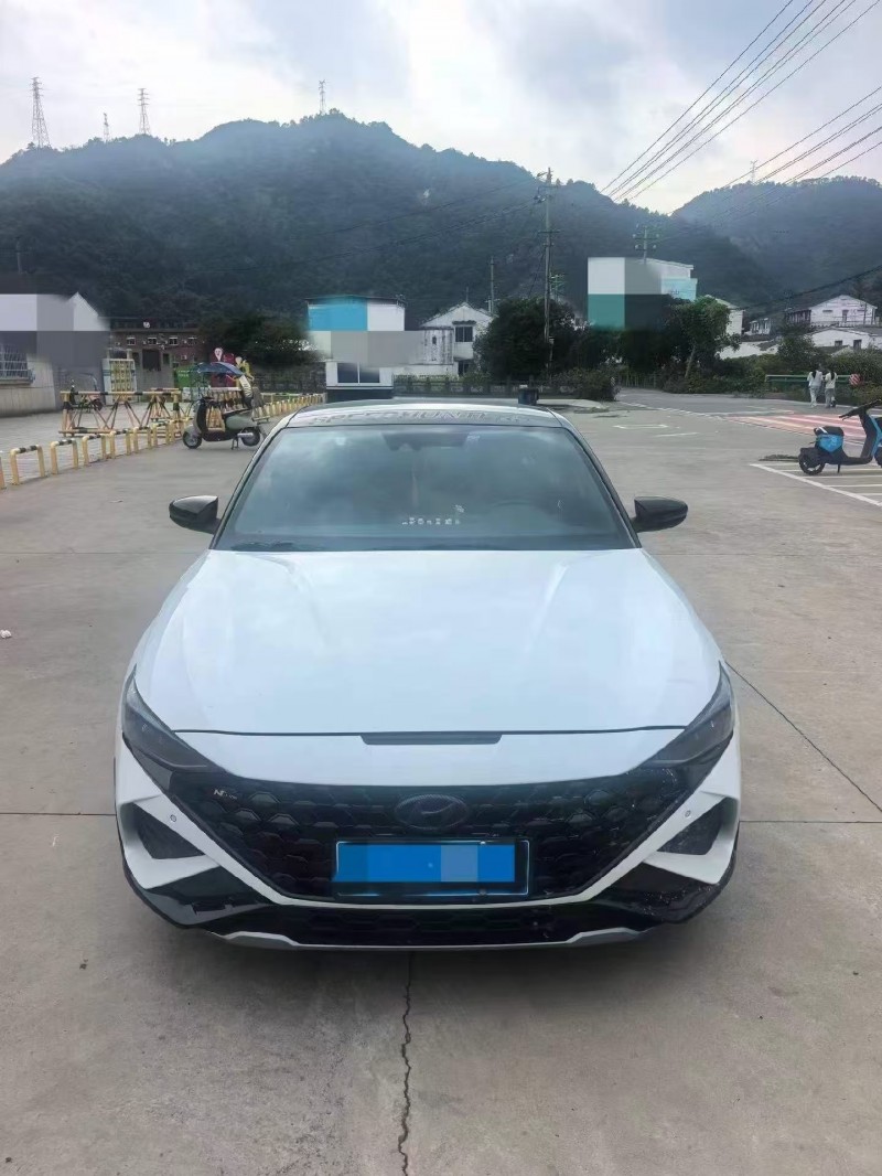 嘉兴24年现代菲斯塔1