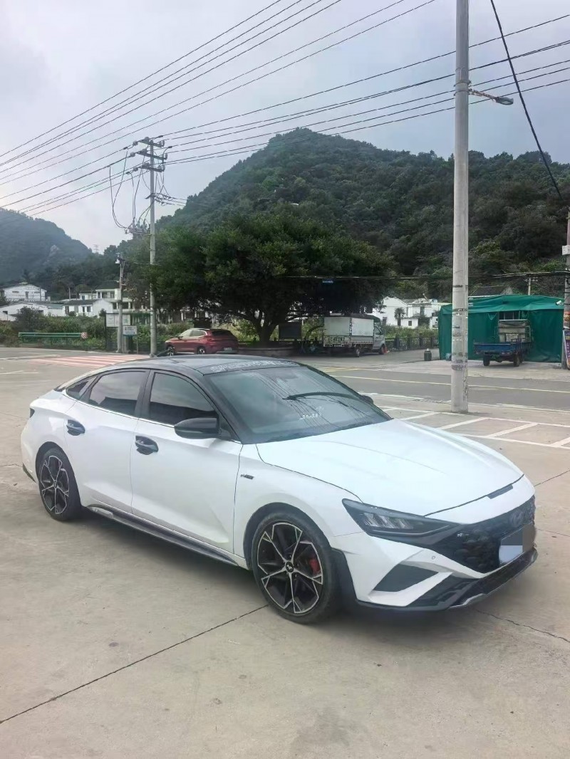 嘉兴24年现代菲斯塔2