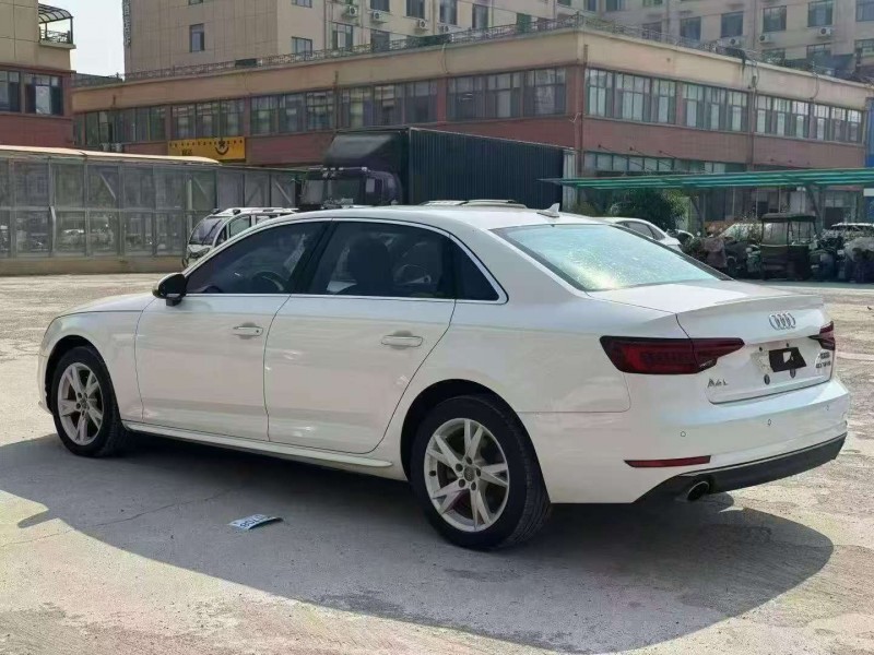 枣庄18年奥迪A4L9
