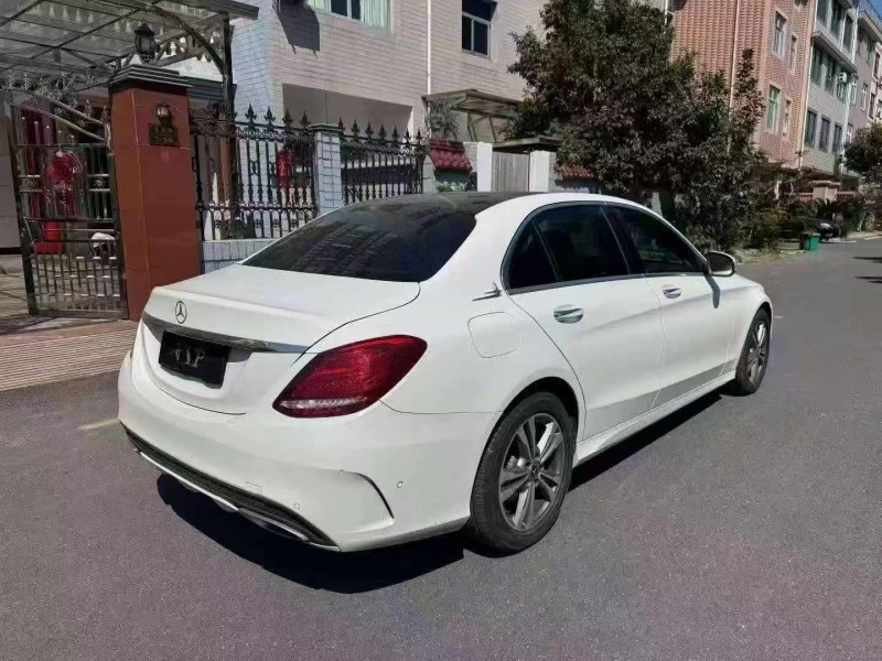 衡阳17年奔驰C8
