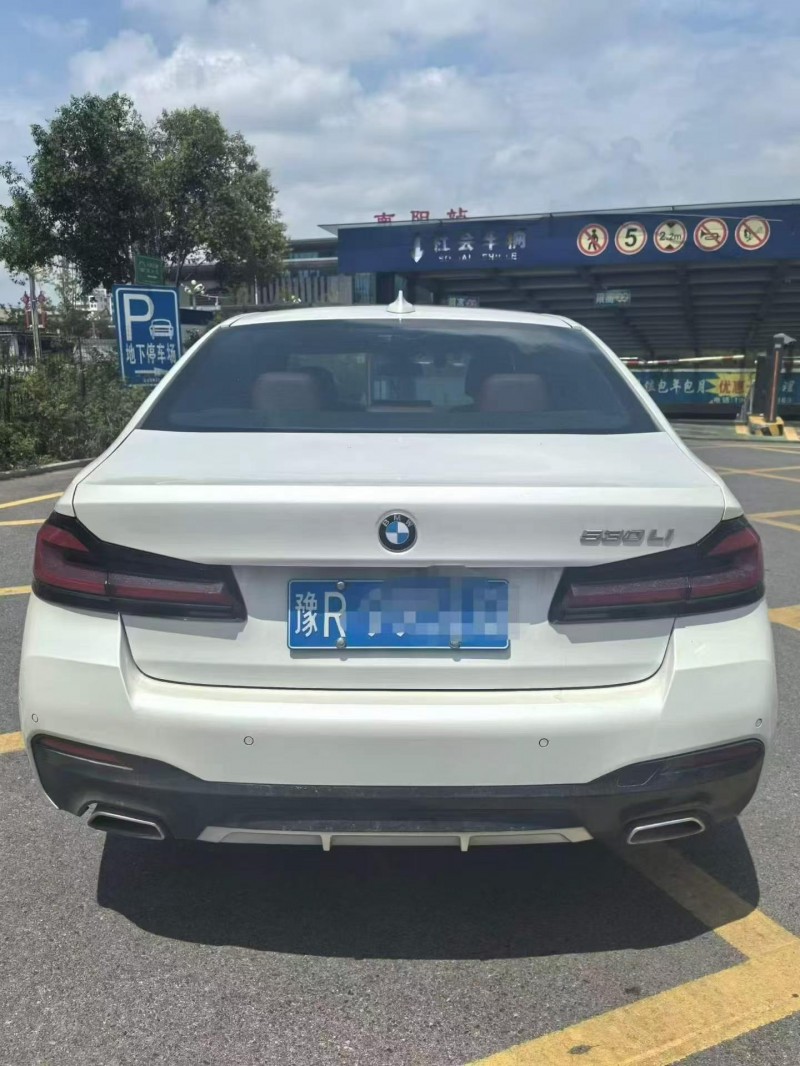 南阳22年宝马5系9