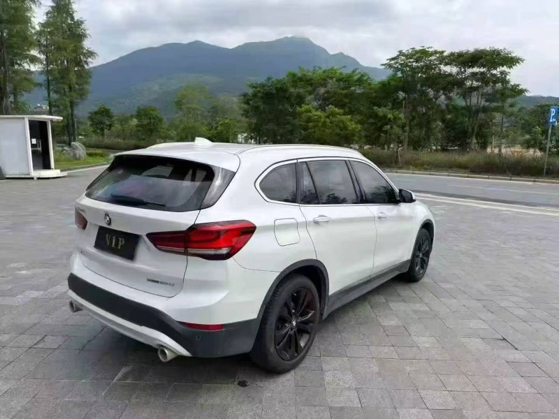 广州21年宝马X17