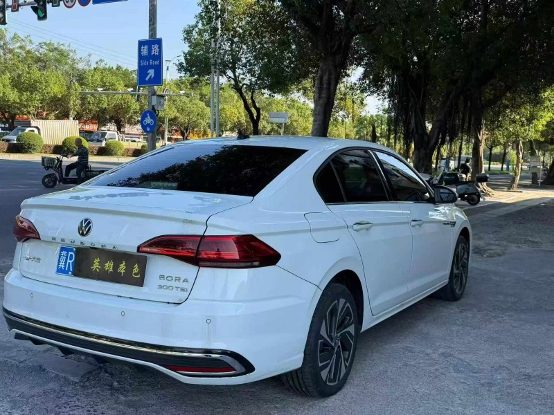 钦州23年大众宝来9