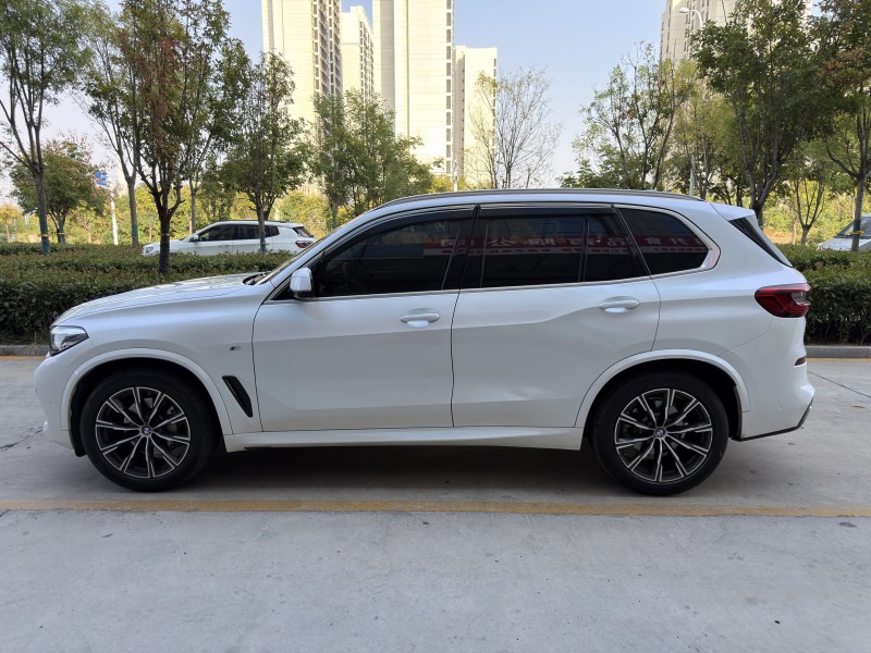济宁20年宝马X55