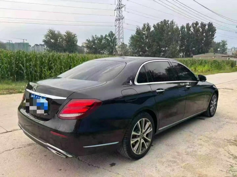 新乡18年奔驰E9