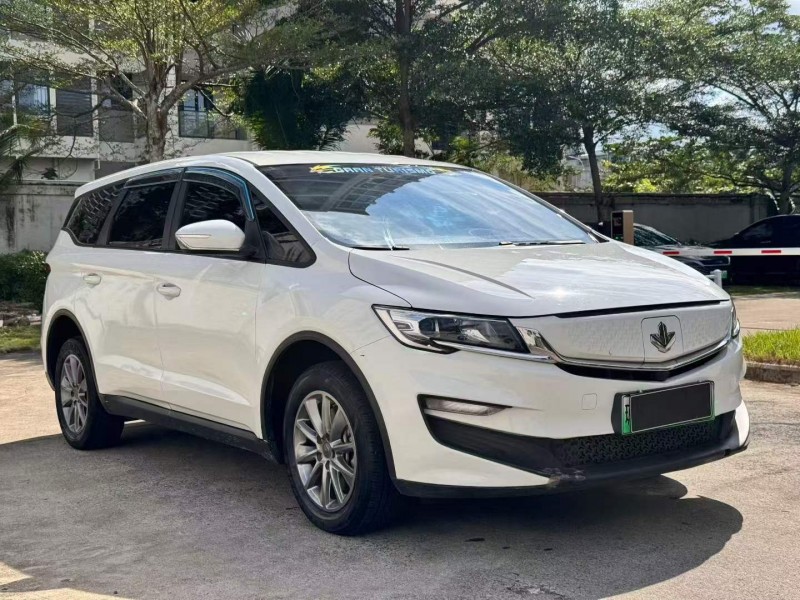 海口21年力帆汽车80V2