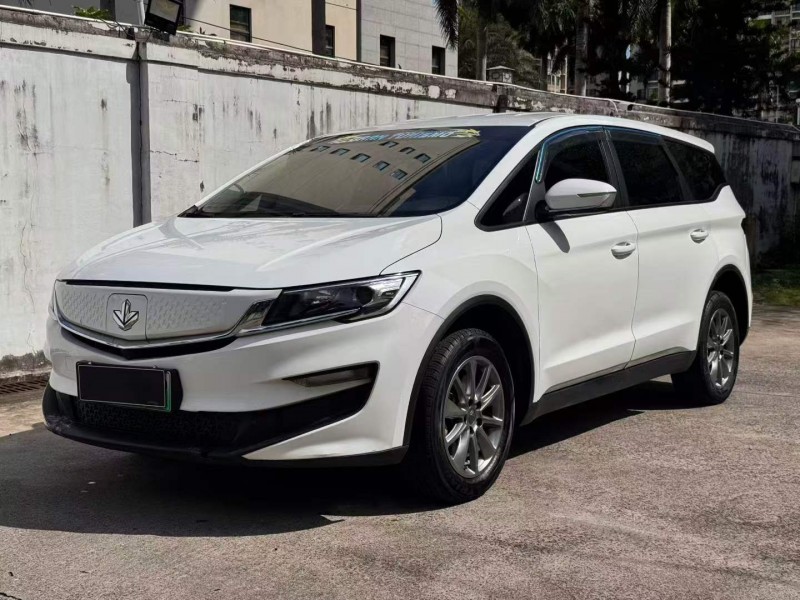 海口21年力帆汽车80V3