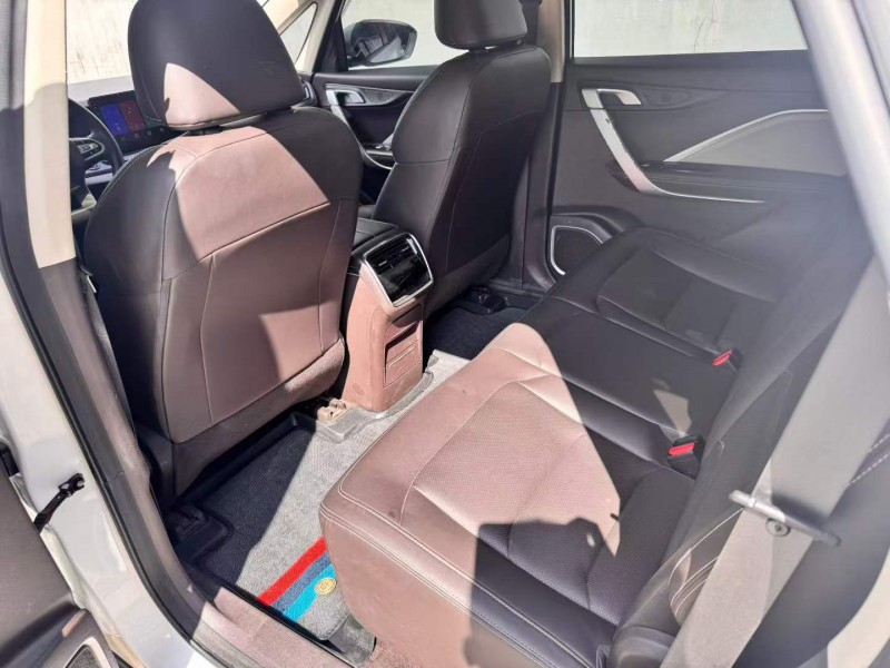 海口21年力帆汽车80V5
