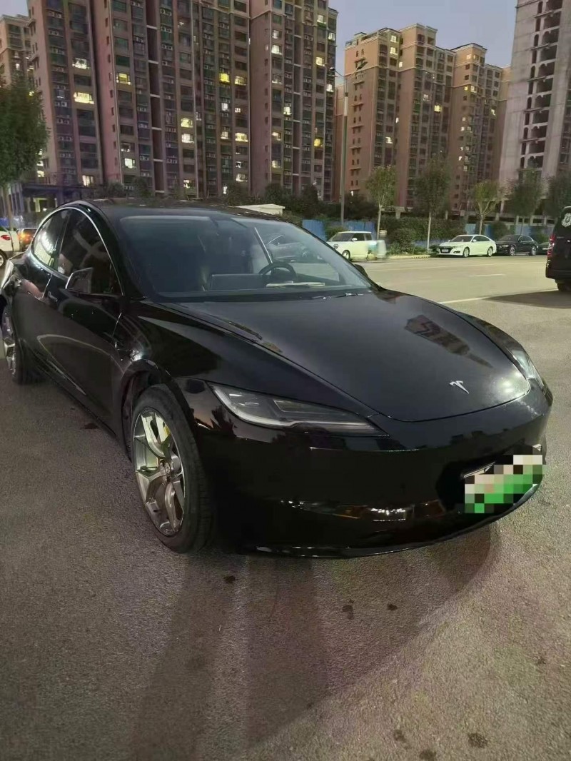 淄博24年特斯拉MODEL 32