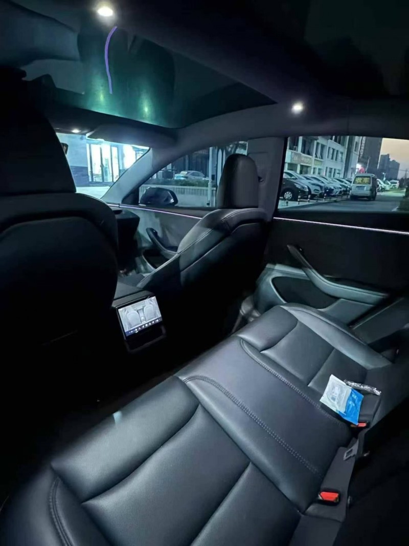 淄博24年特斯拉MODEL 34