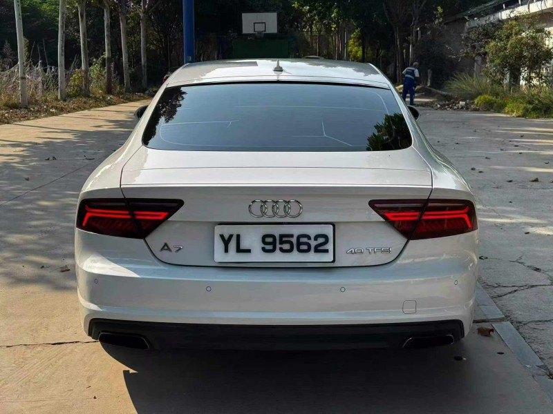 新乡16年奥迪A7L9