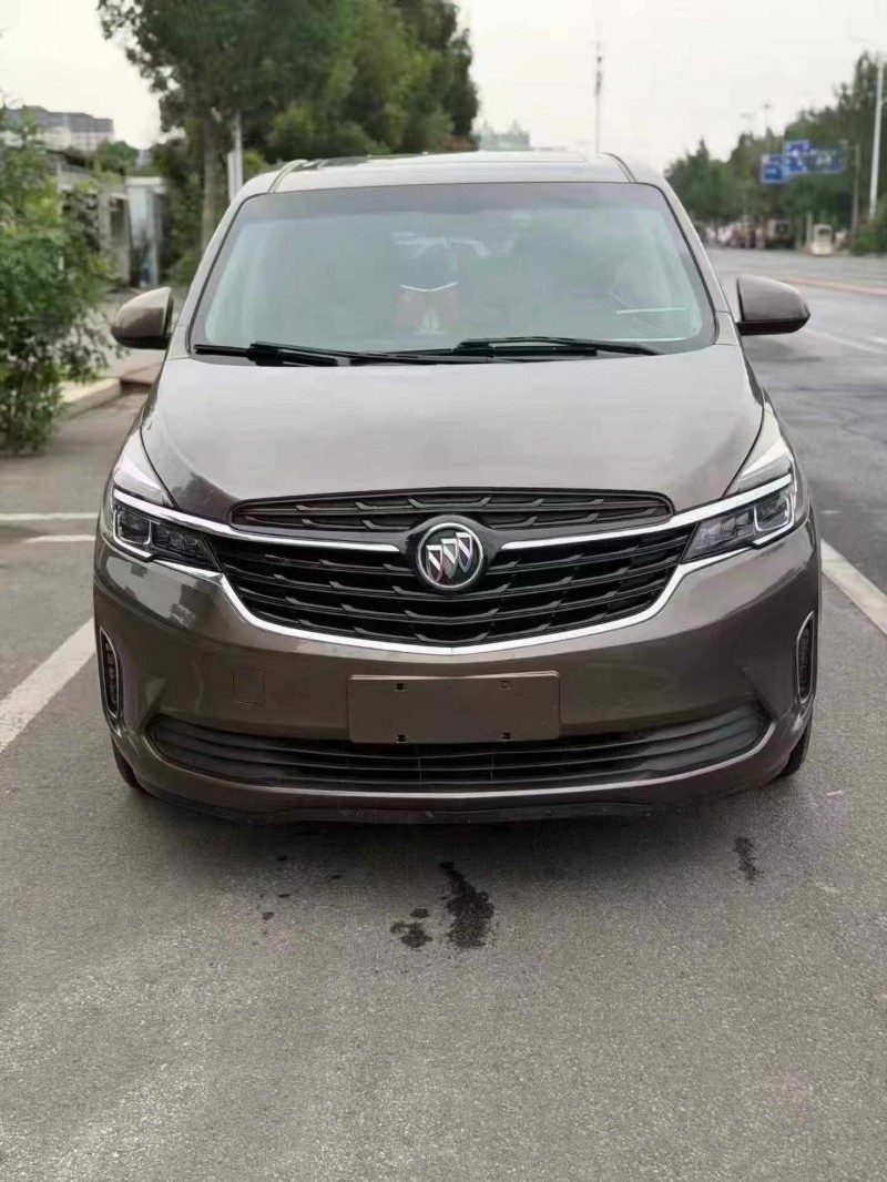 新乡21年别克GL82