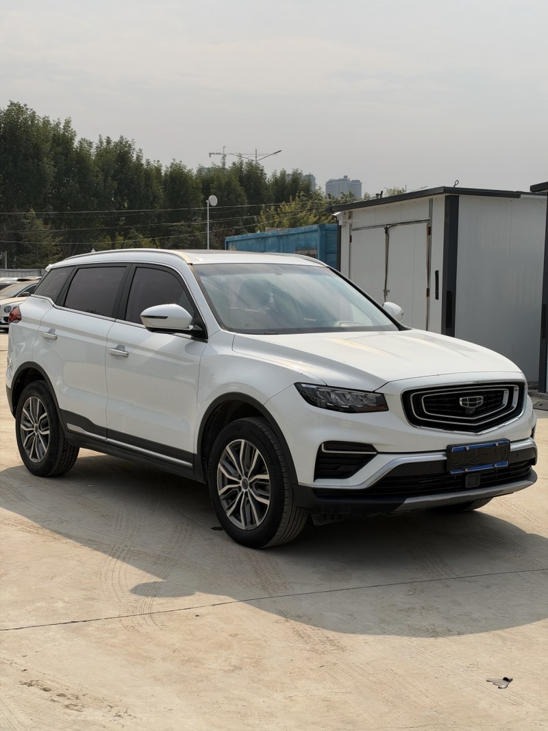 新乡19年吉利博越2