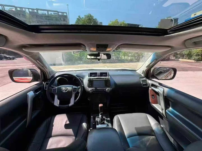 深圳18年丰田普拉多5