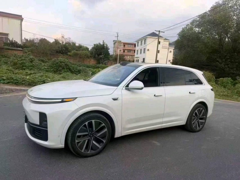 赣州23年理想L73