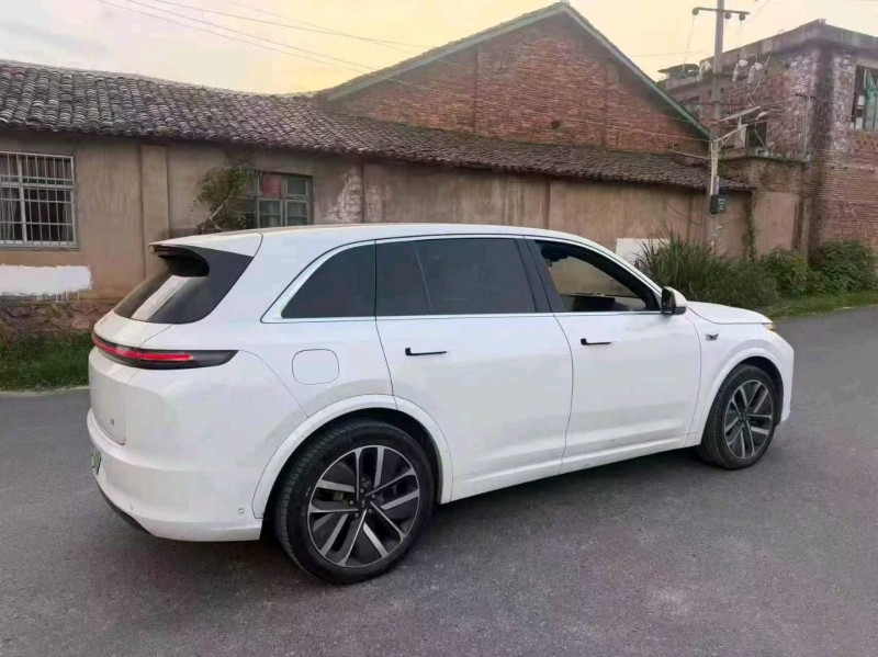 赣州23年理想L78