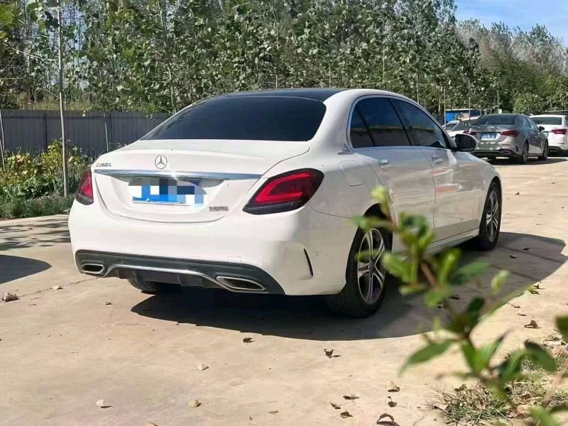 潍坊19年奔驰C7