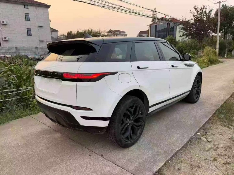 金华21年路虎极光8