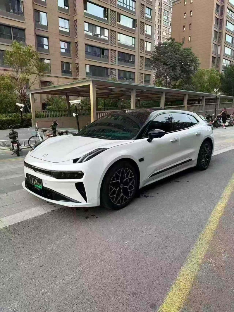 潍坊24年极氪汽车0019