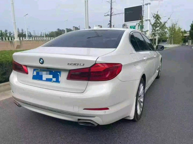 鹤壁19年宝马5系9