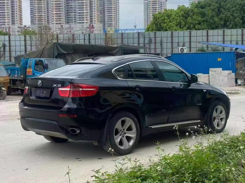 南宁11年宝马X68