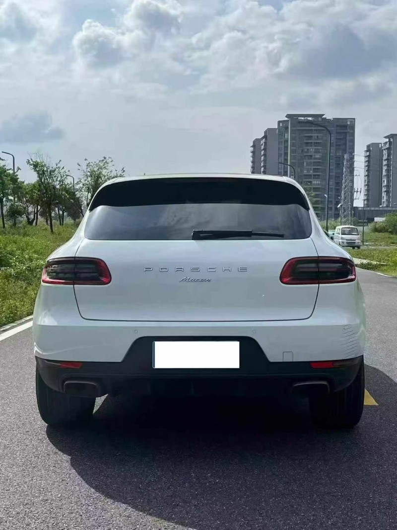金华17年保时捷Macan8