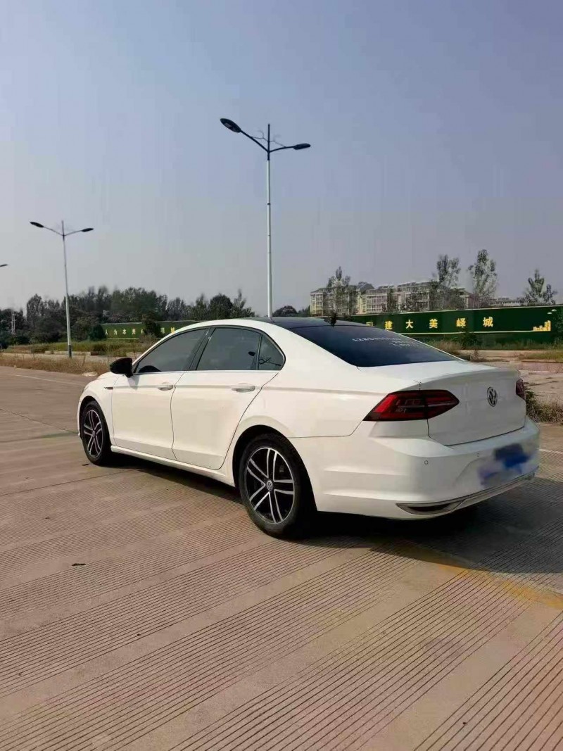 潍坊20年大众凌渡8