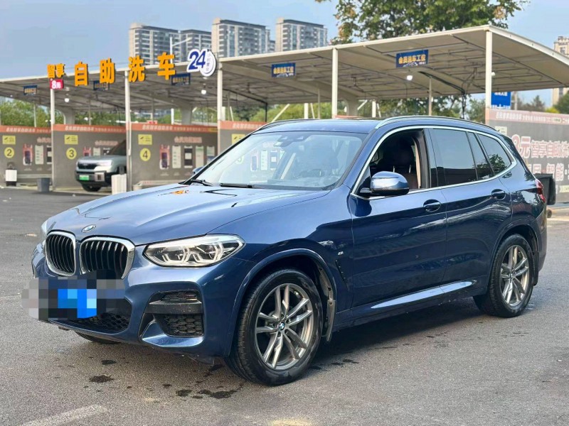 金华21年宝马X31
