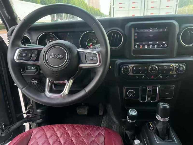 洛阳20年Jeep牧马人7