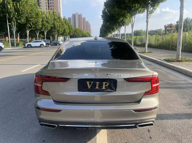 郑州22年沃尔沃S60L6