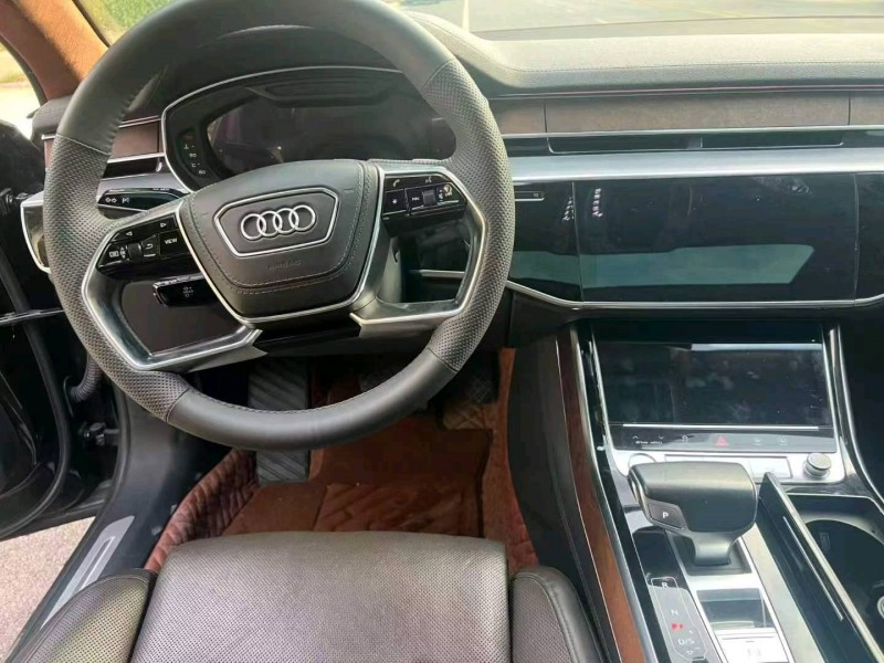 新乡20年奥迪A8L5
