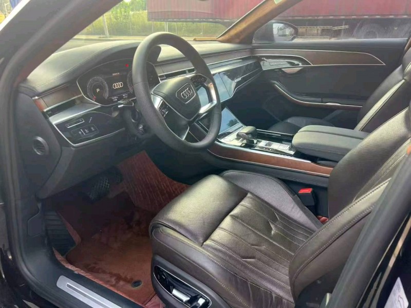 新乡20年奥迪A8L6