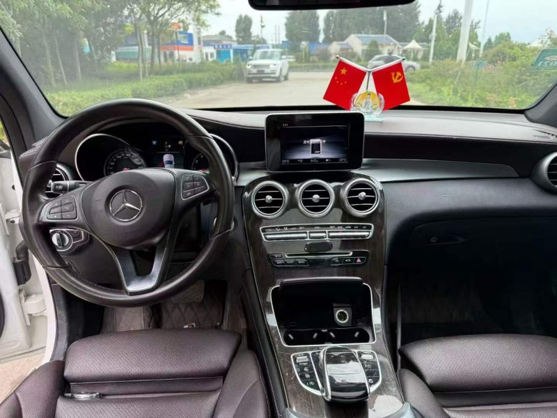 新乡17年奔驰GLC4
