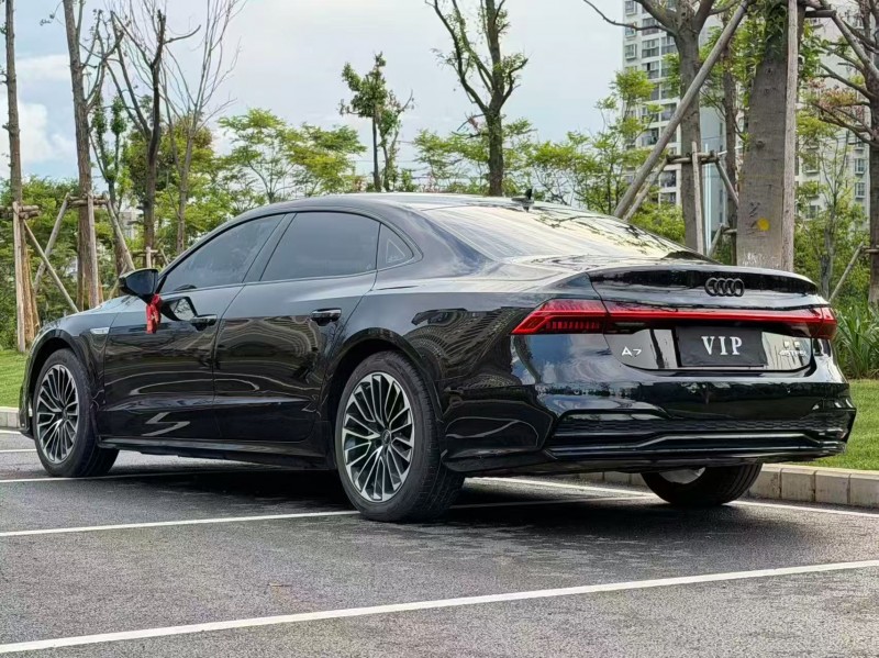 昆明25年奥迪A7L4