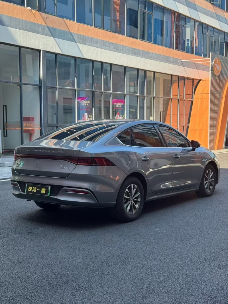广州25年比亚迪秦5