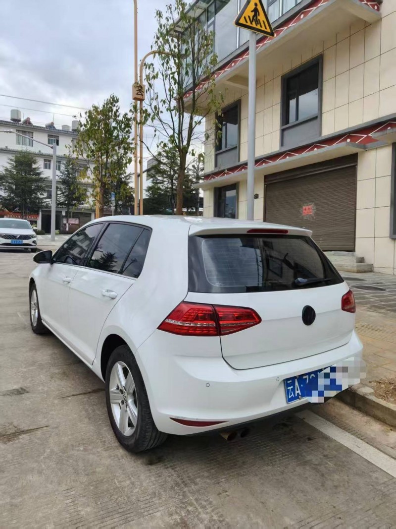 昆明16年大众高尔夫3