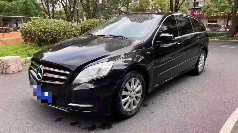 金华13年奔驰R2