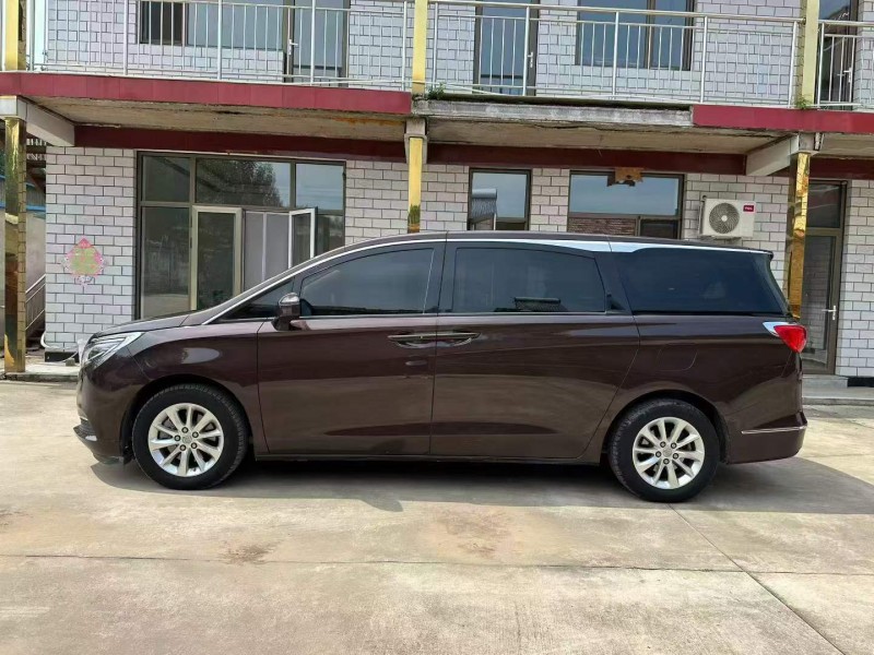 邢台19年别克GL83