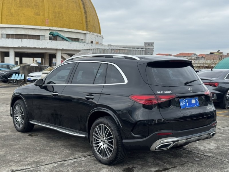广州25年奔驰GLC8