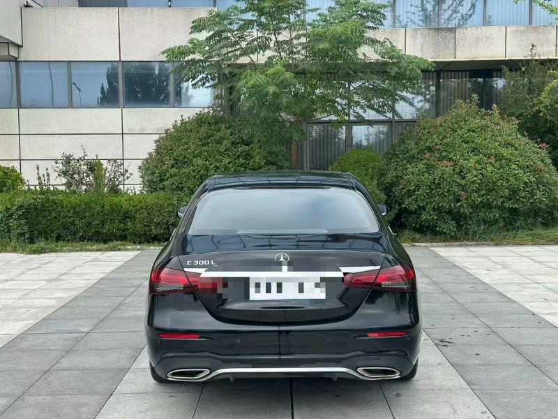 青岛20年奔驰E9