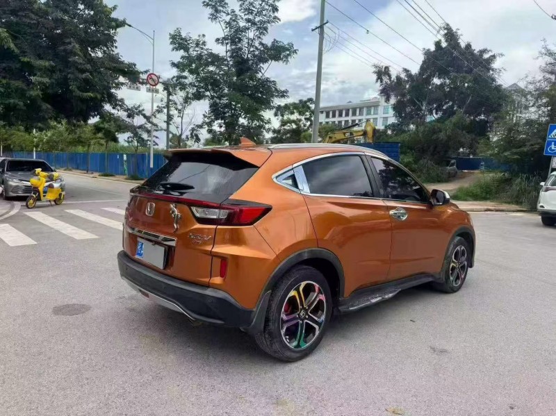 南宁15年本田XRV7