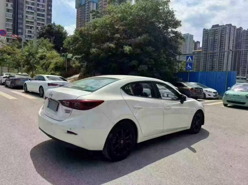 南宁18年马自达昂克赛拉7