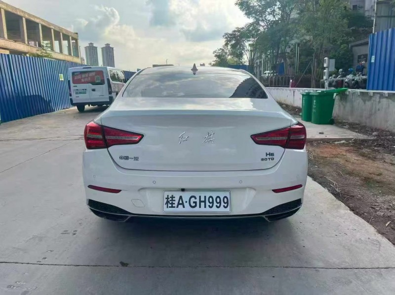 南宁19年红旗H59