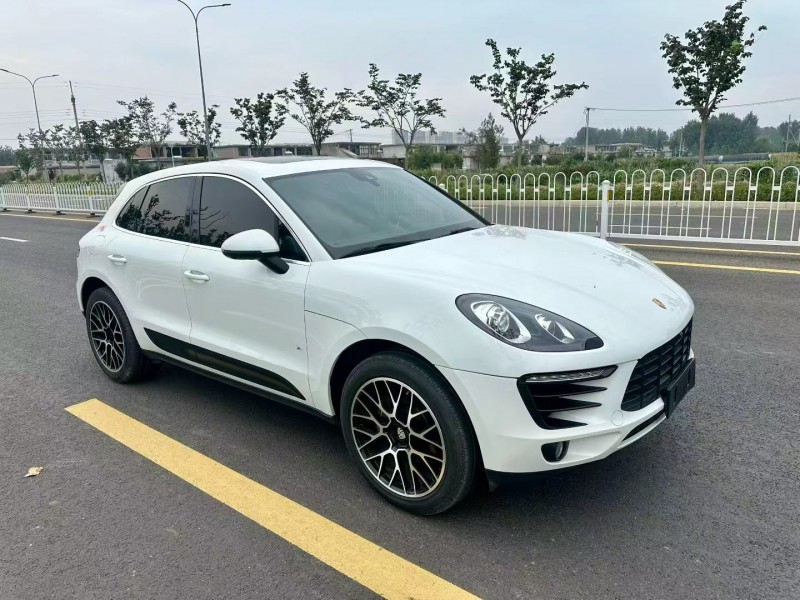 临沂17年保时捷Macan3