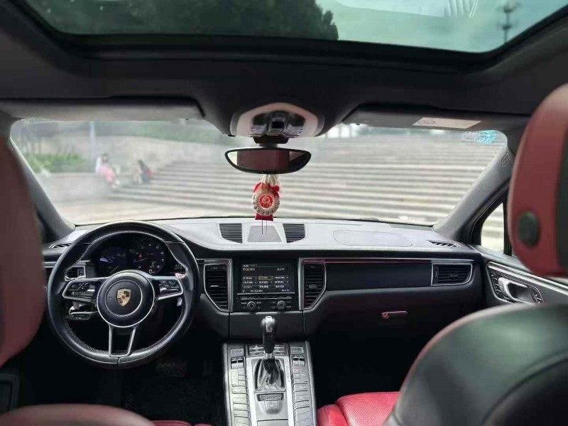 金华16年保时捷Macan5