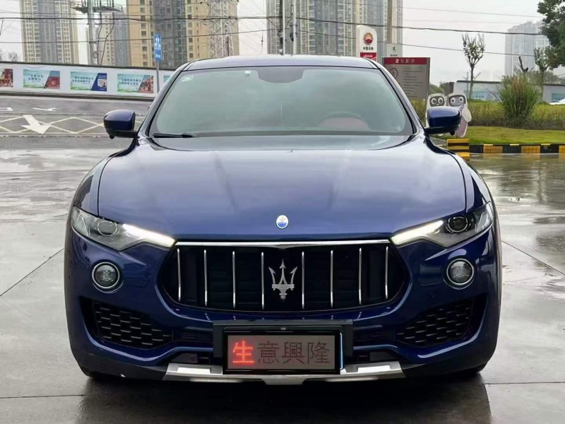 重庆17年玛莎拉蒂Levante1