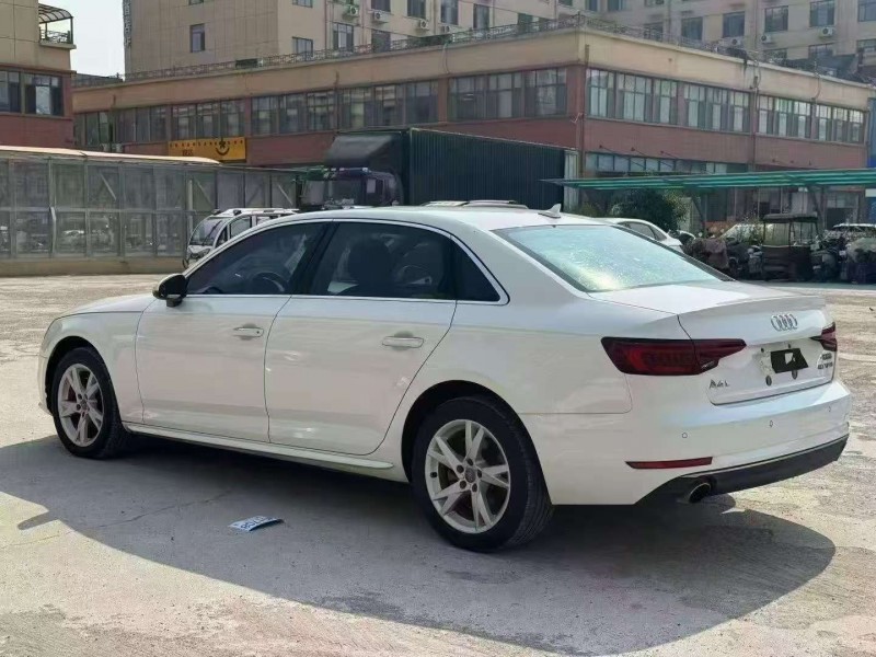 潍坊18年奥迪A4L7