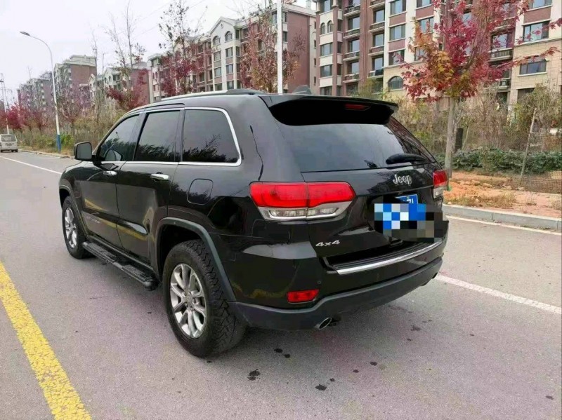 秦皇岛16年Jeep大切诺基7