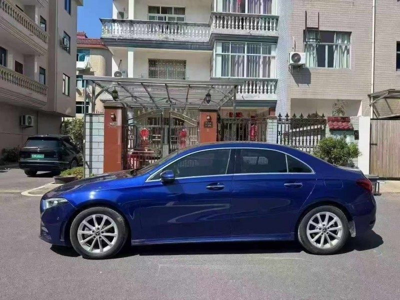 常德19年奔驰A7
