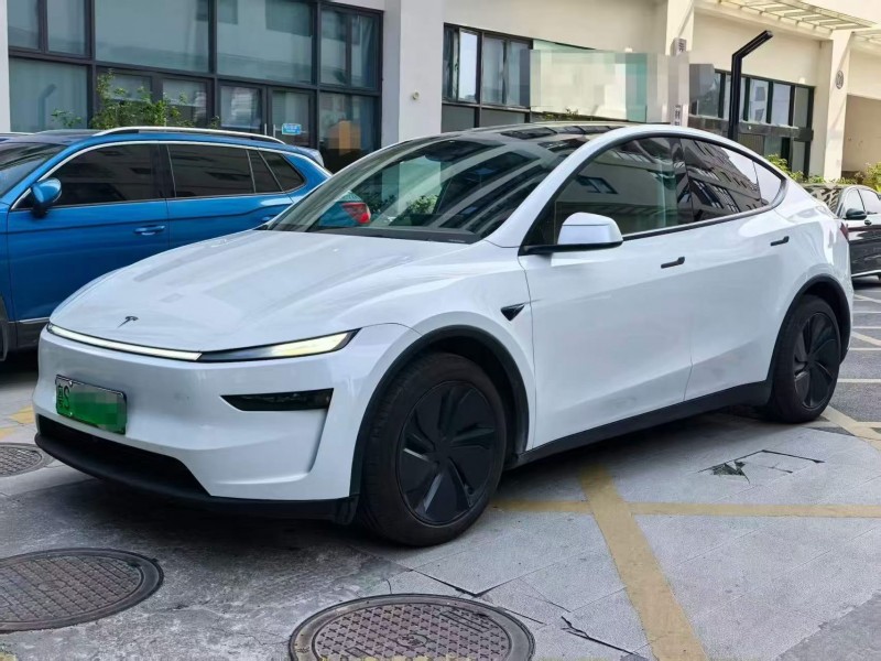 深圳25年特斯拉MODEL Y2